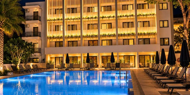 Heronissos Hotel - 4 Star
