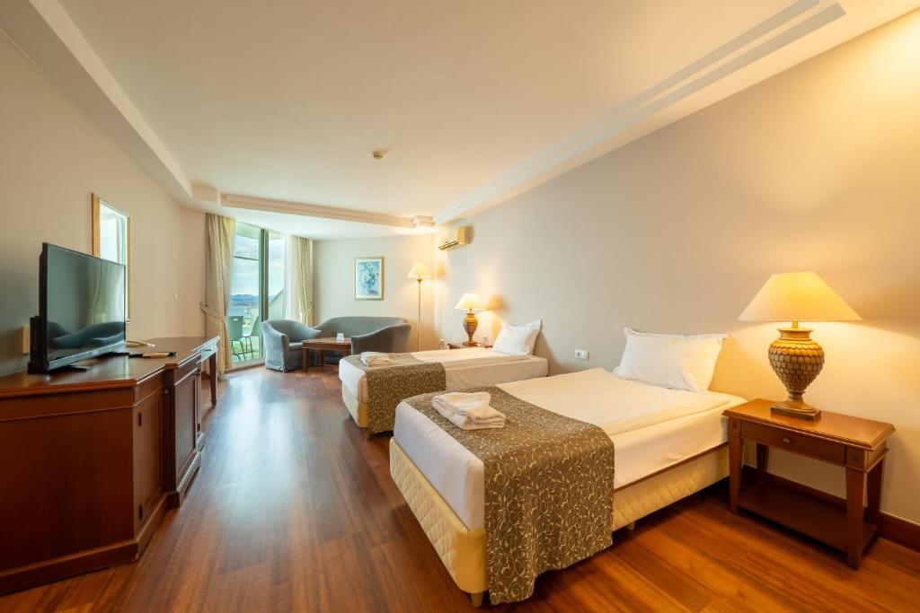 Bodrum Holiday Resort & Spa -5 Star
