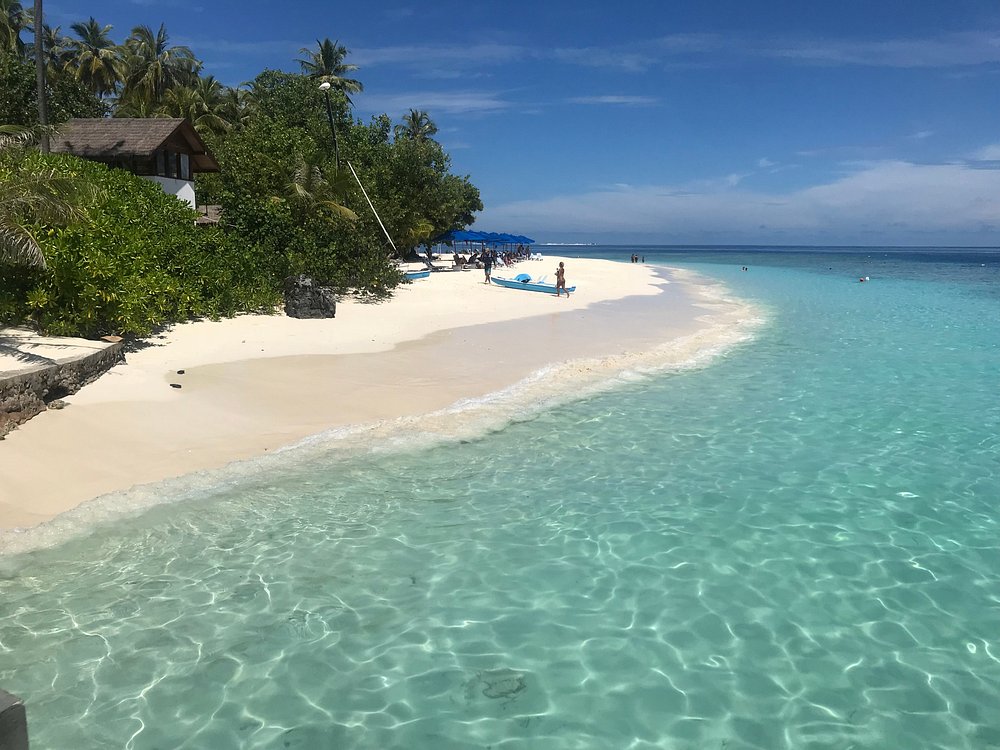 Malahini Kuda Bandos Resort - 4 Star