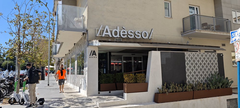 Adesso Hotel-4 Star