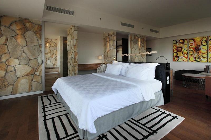 Hotel TS Suites Seminyak - 5 Star