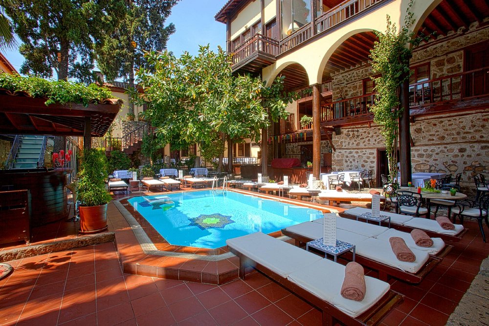 Hotel Alp Pasa - 4 Star