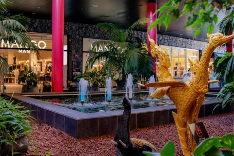ShoppingCentres